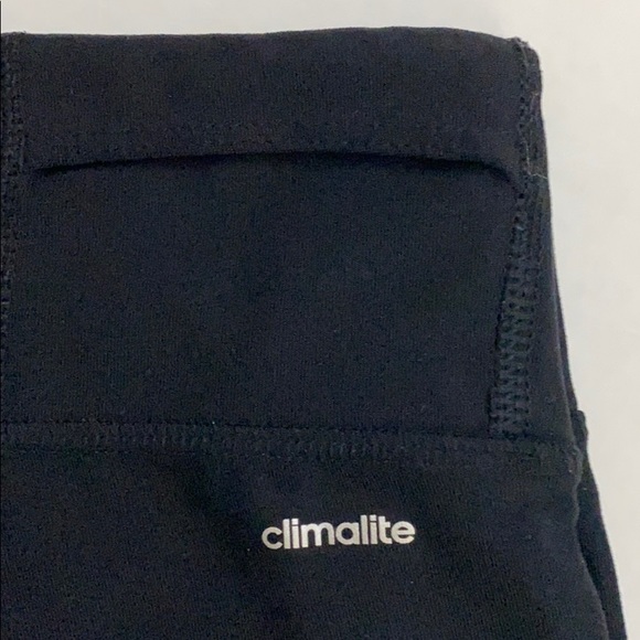 NICE BLACK *ADIDAS* CLIMALITE CAPRI LEGGINGS! - Picture 2 of 6